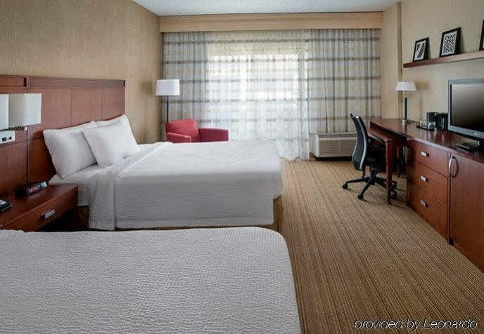 Hotel Courtyard Newark Liberty International Airport Exteriér fotografie
